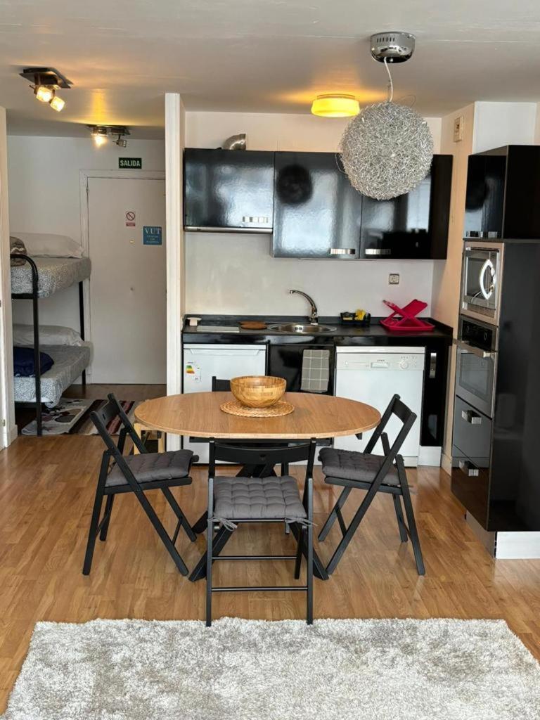 Apartamento Astun Exteriör bild